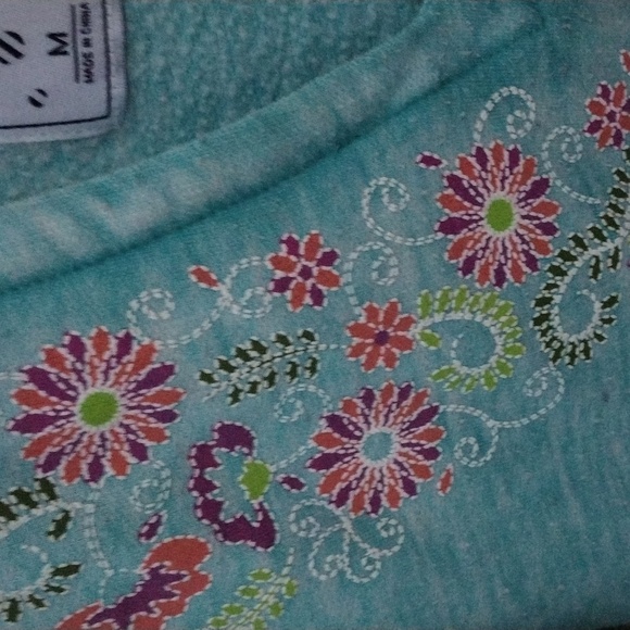 Sweatshirt - Picture 7 of 9